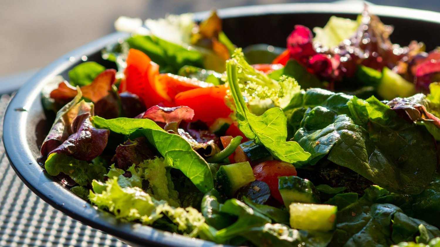 Beating the Winter Blues: Mood-Boosting Foods on the Metabolic Balance Diet